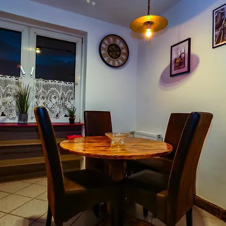 #121 Grosse, Gemuetliche In Remscheid-city *