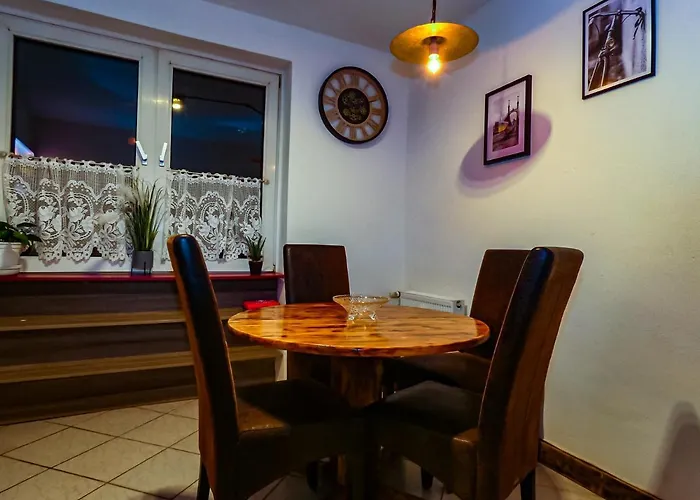 #121 Grosse, Gemuetliche In Remscheid-city *